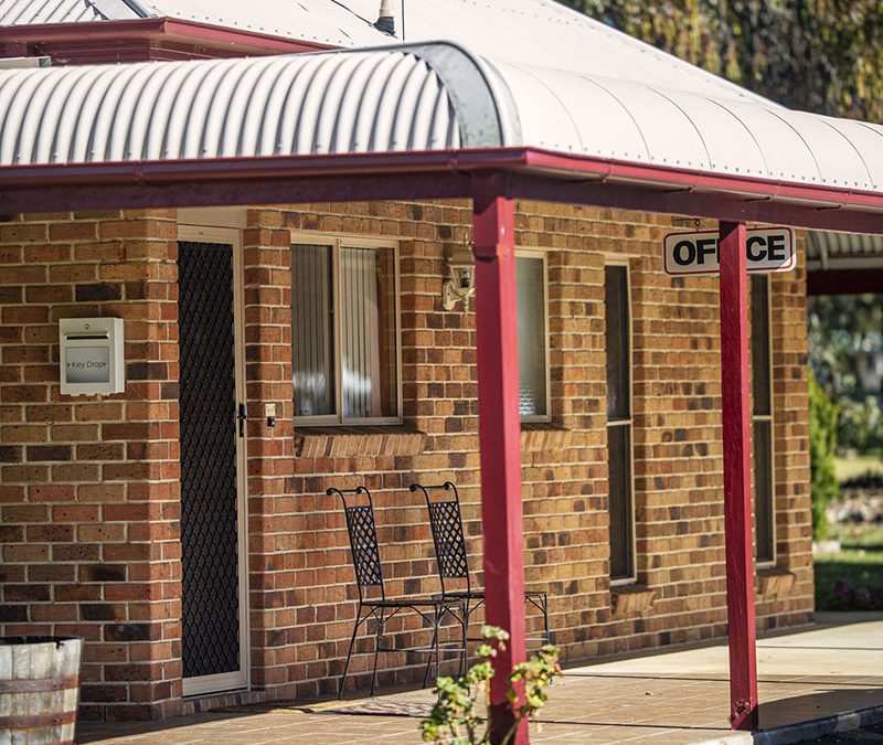 Crows Nest Motel: a Country Accommodation Experience!